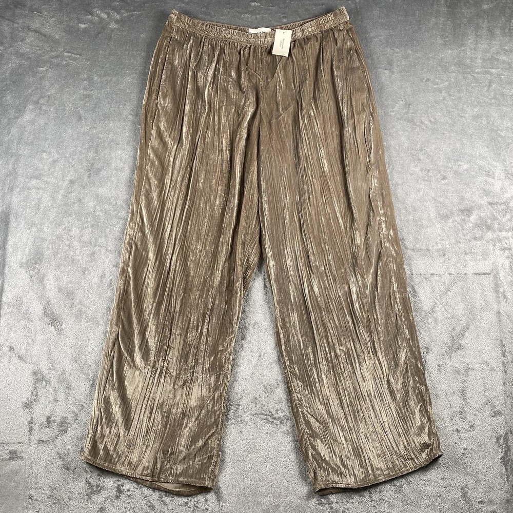 Abercrombie & Fitch Pants Womens M Short Tan Pull On Crinkle Velvet Wide Leg NWT